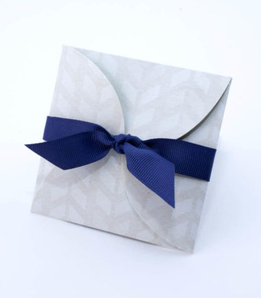 PTL01220 - Organic Chevron Petal Envelope
